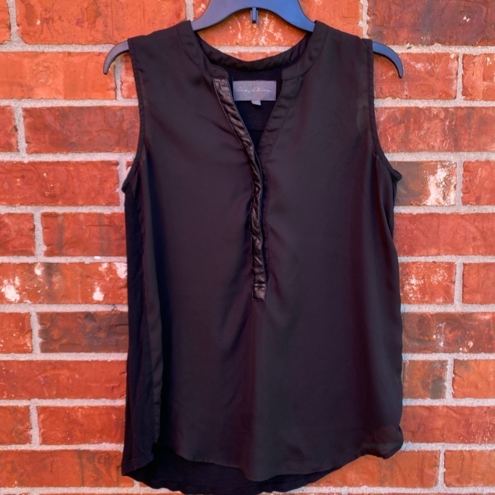 Anthropologie Sunday in Brooklyn Small Black Sleeveless Vneck Leather Trim